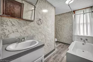 1270 Kentucky Ave, Akron, OH 44314 - Photo 31
