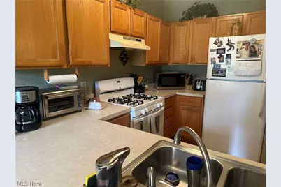 840 W Park Avenue, Hubbard, OH 44425 - Photo 5