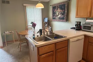840 W Park Ave, Hubbard, OH 44425 - Photo 9