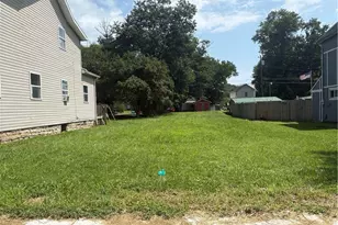 946 Putnam Ave, Zanesville, OH 43701 - Photo 3