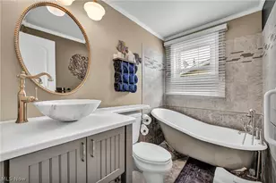902 E 2nd St, Port Clinton, OH 43452 - Photo 27