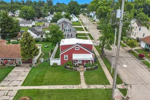 902 E 2nd St, Port Clinton, OH 43452 - Photo 41