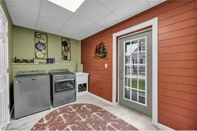 902 E 2nd Street, Port Clinton, OH 43452 - Photo 23
