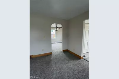 456 W Wilson Street, Struthers, OH 44471 - Photo 9