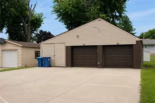 456 W Wilson St, Struthers, OH 44471 - Photo 5