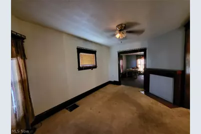 261 Harrison Street, Elyria, OH 44035 - Photo 5