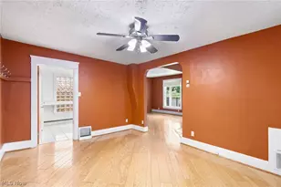 543 Allyn St, Akron, OH 44311 - Photo 13