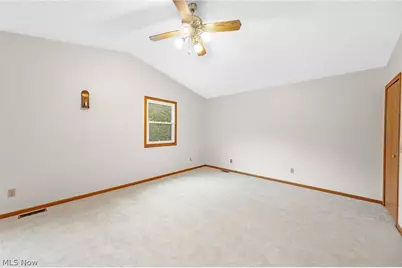 1404 Kristen Circle, Mogadore, OH 44260 - Photo 17