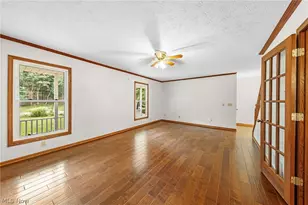 1404 Kristen Cir, Mogadore, OH 44260 - Photo 7