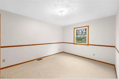 1404 Kristen Circle, Mogadore, OH 44260 - Photo 19