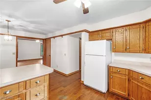 1404 Kristen Cir, Mogadore, OH 44260 - Photo 13