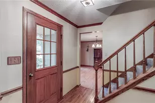 3846 Golden Wood Wy, Uniontown, OH 44685 - Photo 9