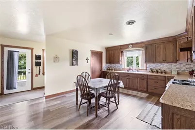 8265 Mark Road NE, Kingston, OH 44427 - Photo 11