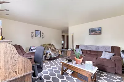 8265 Mark Road NE, Kingston, OH 44427 - Photo 9