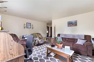 8265 Mark Rd NE, Kingston, OH 44427 - Photo 9