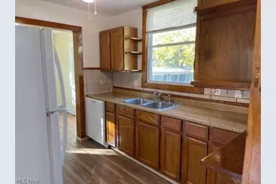 1396 Madison Avenue, Lorain, OH 44053 - Photo 17
