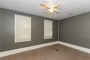 827 Starkweather Ave, Loveland, OH 44113 - Photo 33