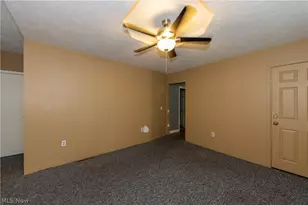827 Starkweather Ave, Loveland, OH 44113 - Photo 7