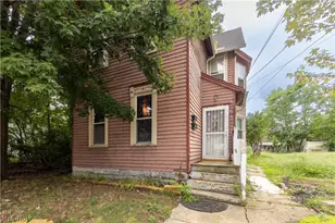 827 Starkweather Ave, Loveland, OH 44113 - Photo 1