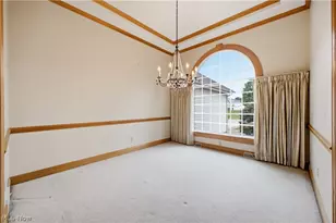 892 Mayfield Dr, Boardman, OH 44512 - Photo 9