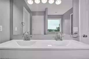 5292 Meadow Park Dr, Kent, OH 44240 - Photo 27