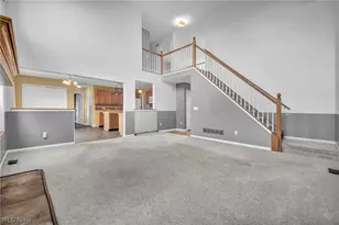 5292 Meadow Park Dr, Kent, OH 44240 - Photo 7