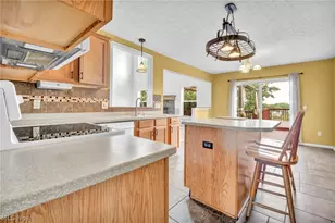 5292 Meadow Park Dr, Kent, OH 44240 - Photo 11