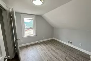 12200 Milligan Ave, Loveland, OH 44135 - Photo 7