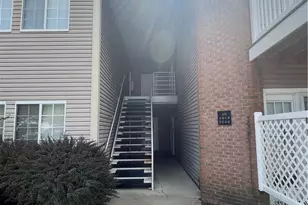 320 Village Pointe Dr, Akron, OH 44313 - Photo 1