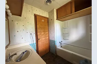 3246 Tabor Ridge Road NE, Mineral City, OH 44656 - Photo 9