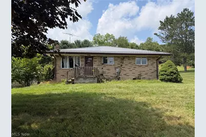 3246 Tabor Ridge Road NE, Mineral City, OH 44656 - Photo 1