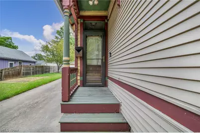 1919 W 45th Street, Loveland, OH 44102 - Photo 5