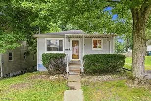 71 23rd St NW, Barberton, OH 44203 - Photo 1