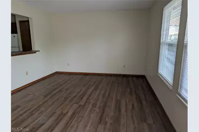 1539 Whitehall Boulevard, Kent, OH 44240 - Photo 9