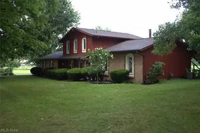 11650 Streamview Avenue NW, Uniontown, OH 44685 - Photo 3