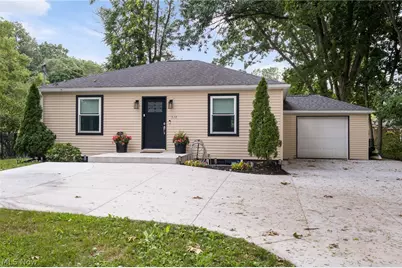 678 Portage Lakes Drive, Akron, OH 44319 - Photo 37