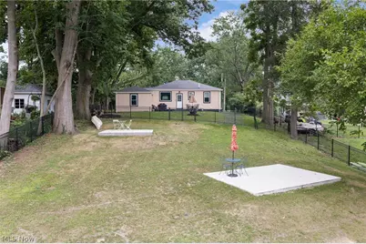 678 Portage Lakes Drive, Akron, OH 44319 - Photo 7