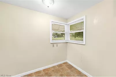 324 Viking Street NW, North Canton, OH 44720 - Photo 11