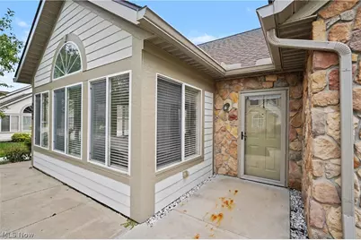 604 Crossings Circle, Tallmadge, OH 44278 - Photo 5