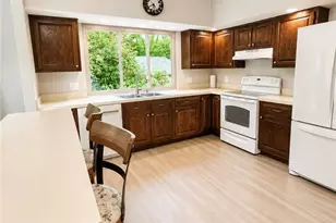 9000 Bluejay Ln, Mentor, OH 44060 - Photo 9