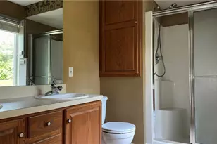 4228 Castle Ridge, Akron, OH 44321 - Photo 9