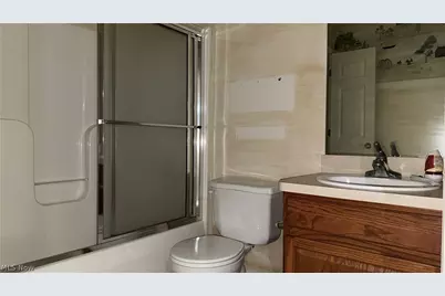 4228 Castle Ridge, Akron, OH 44321 - Photo 11