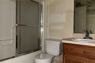 4228 Castle Ridge, Akron, OH 44321 - Photo 11