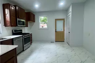 248 Lora Ave, Youngstown, OH 44504 - Photo 9