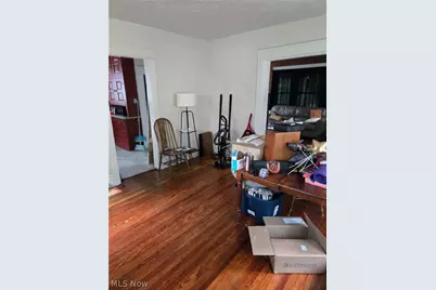 907 Delia Avenue, Akron, OH 44320 - Photo 5