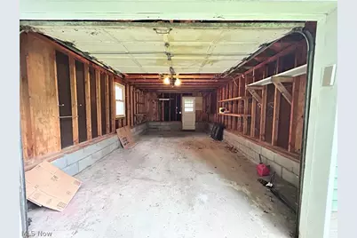 547 W Maple Street, North Canton, OH 44720 - Photo 25