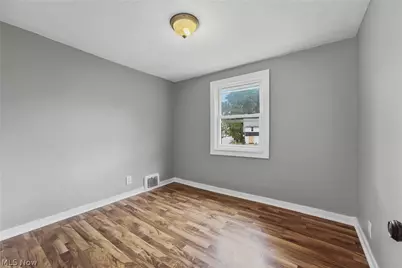 1306 Roslyn Avenue SW, Canton, OH 44710 - Photo 23