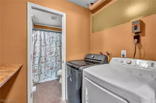 37338 Lakeshore Blvd, Eastlake, OH 44095 - Photo 23