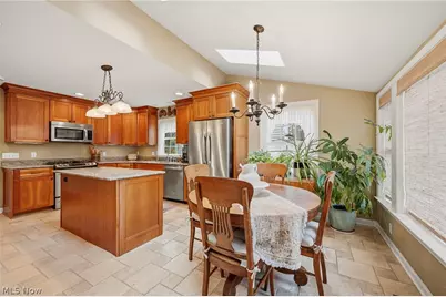 304 Castle Boulevard, Akron, OH 44313 - Photo 21