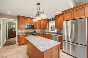 304 Castle Blvd, Akron, OH 44313 - Photo 17
